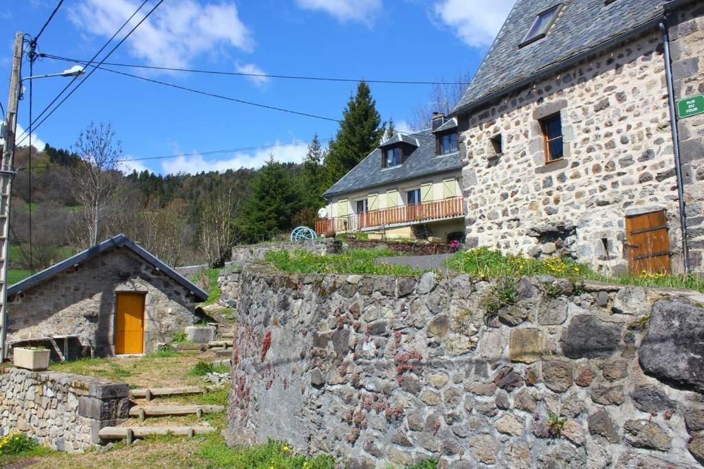 Maison De Varennes Chambon-sur-Lac Dış mekan fotoğraf