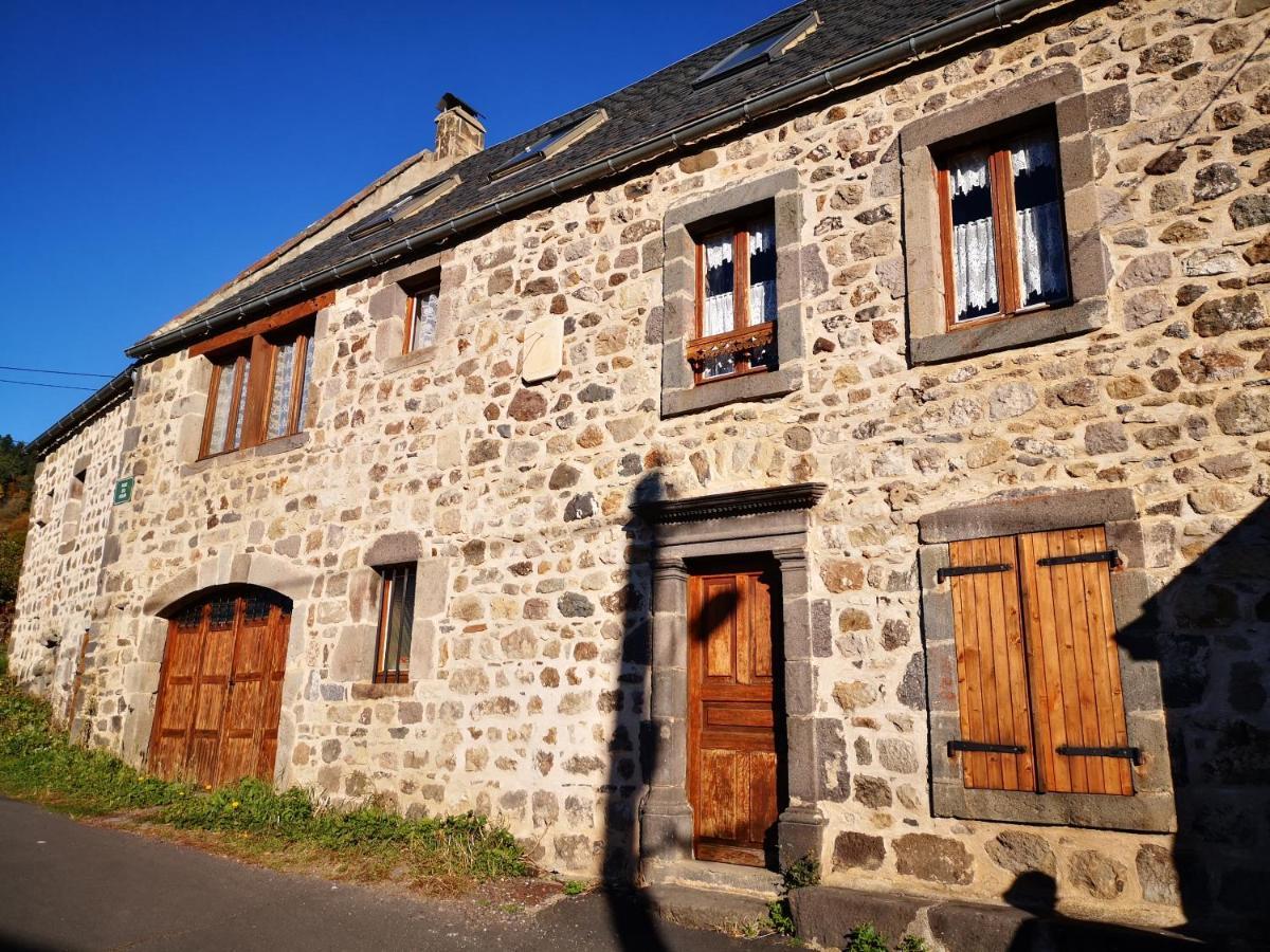 Maison De Varennes Chambon-sur-Lac Dış mekan fotoğraf