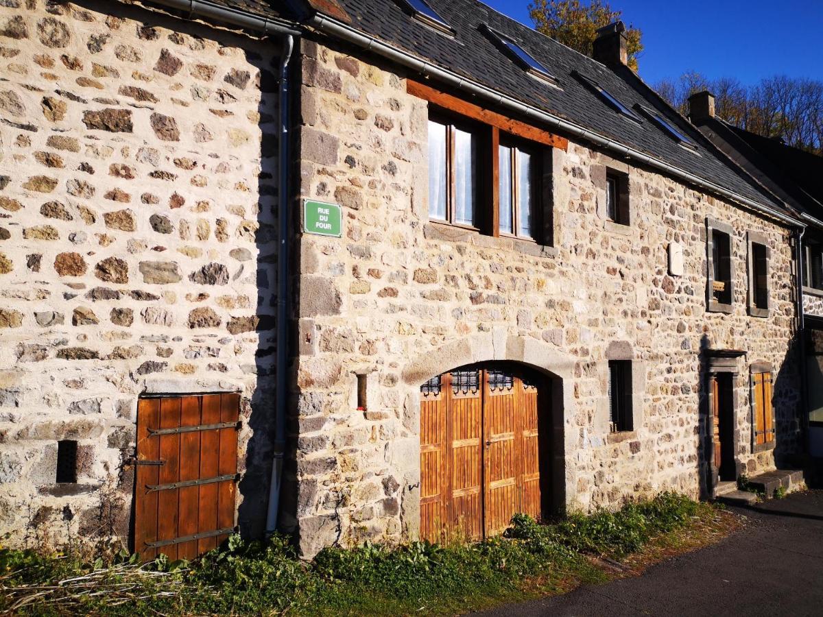 Maison De Varennes Chambon-sur-Lac Dış mekan fotoğraf
