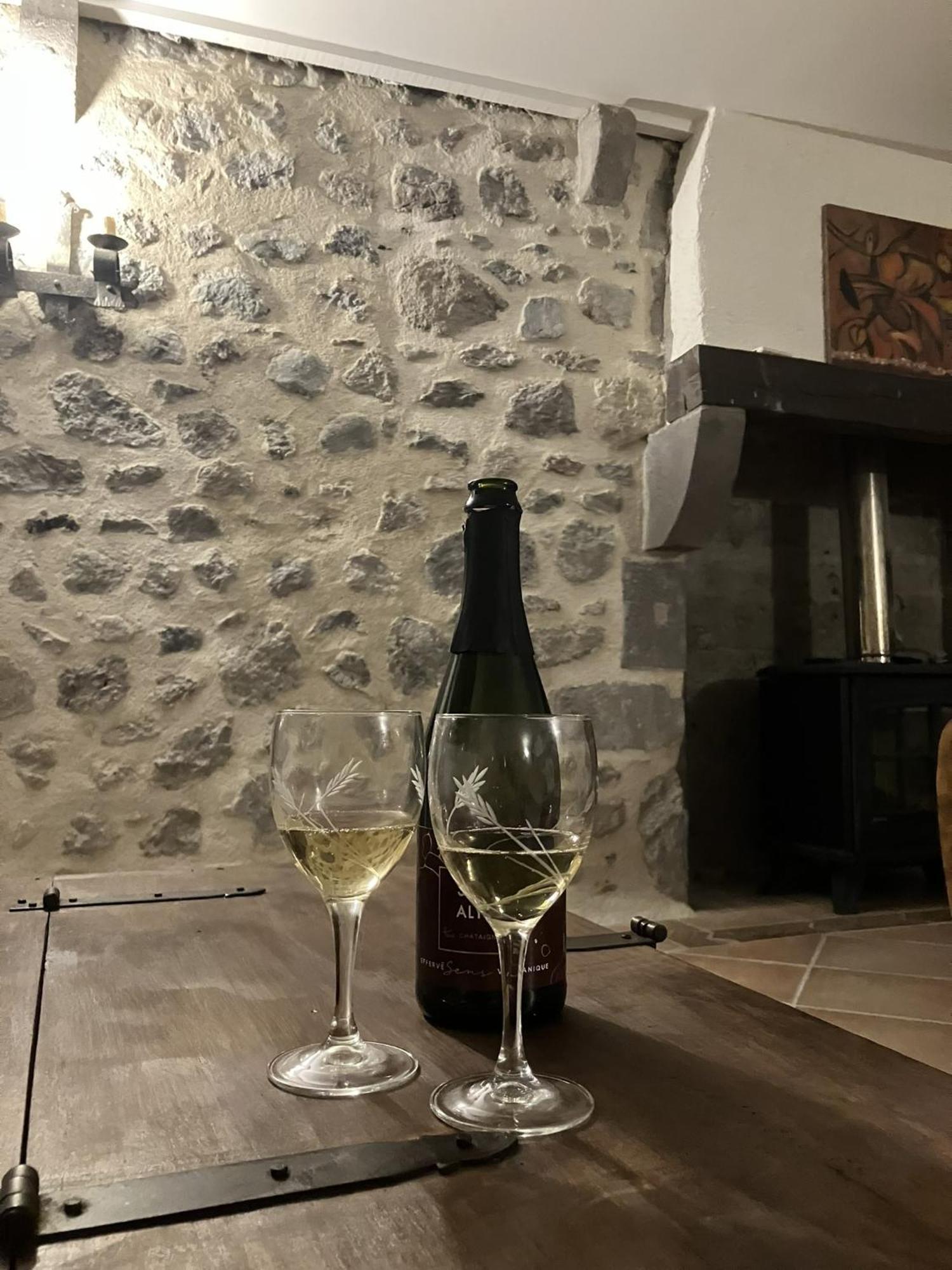 Maison De Varennes Chambon-sur-Lac Oda fotoğraf