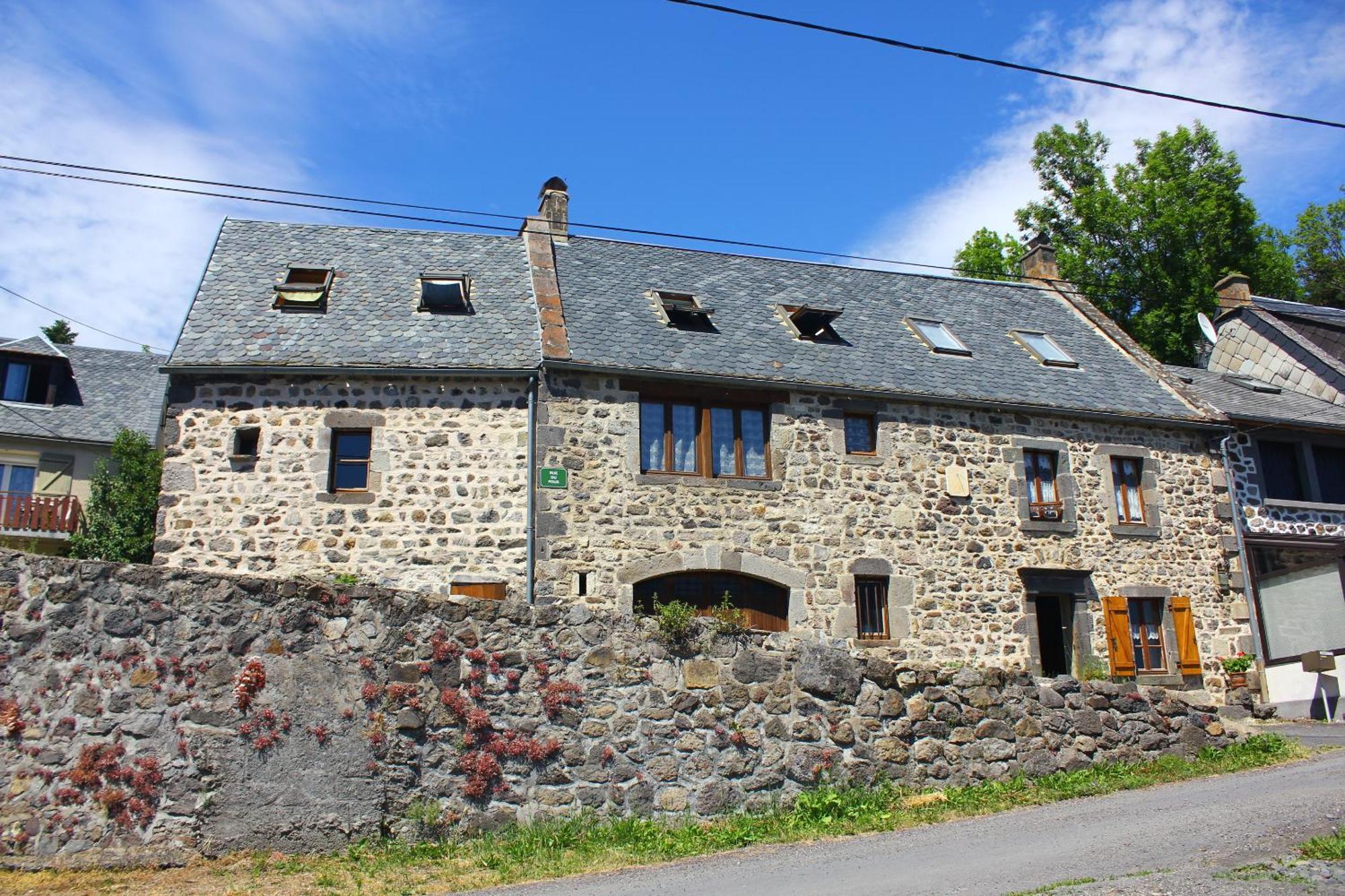 Maison De Varennes Chambon-sur-Lac Dış mekan fotoğraf
